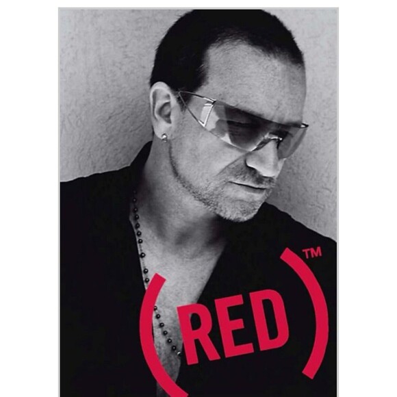 (RED) Tee Bono U2 Y2K 2000s HIV AIDS Global Fund 90s Band Rock Concert Small Tee - Picture 6 of 6